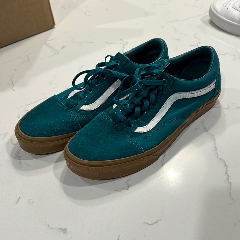 Men’s green vans classic low